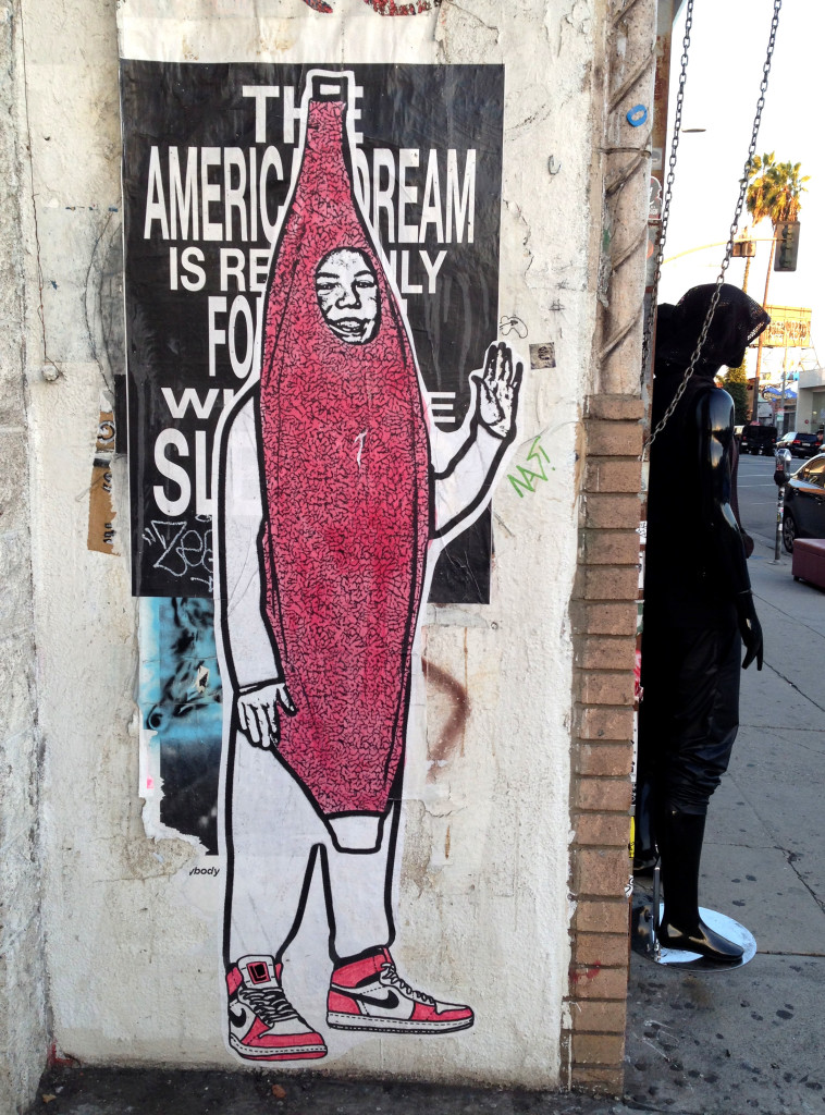streetartlefthandedwave