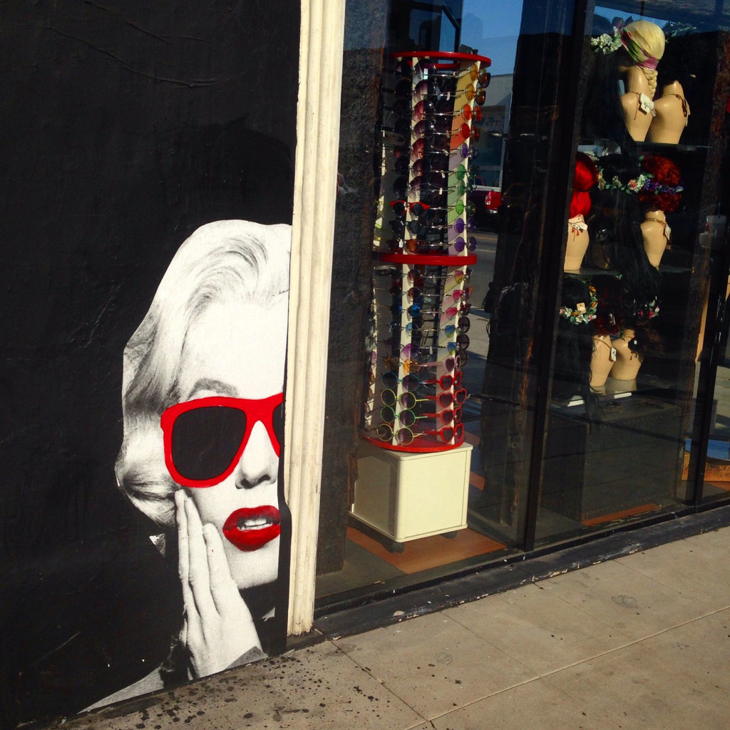streetartlosangelesmarilynmonroemrromano